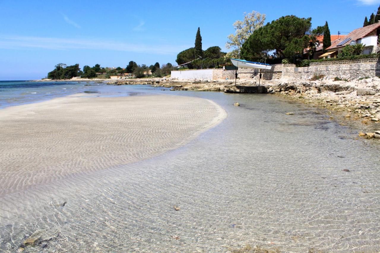 Apartments By The Sea Zambratija, Umag - 2557 Exterior photo