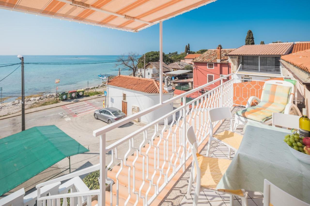 Apartments By The Sea Zambratija, Umag - 2557 Exterior photo