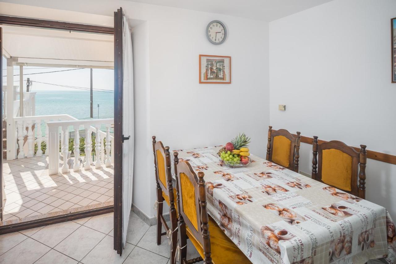 Apartments By The Sea Zambratija, Umag - 2557 Exterior photo