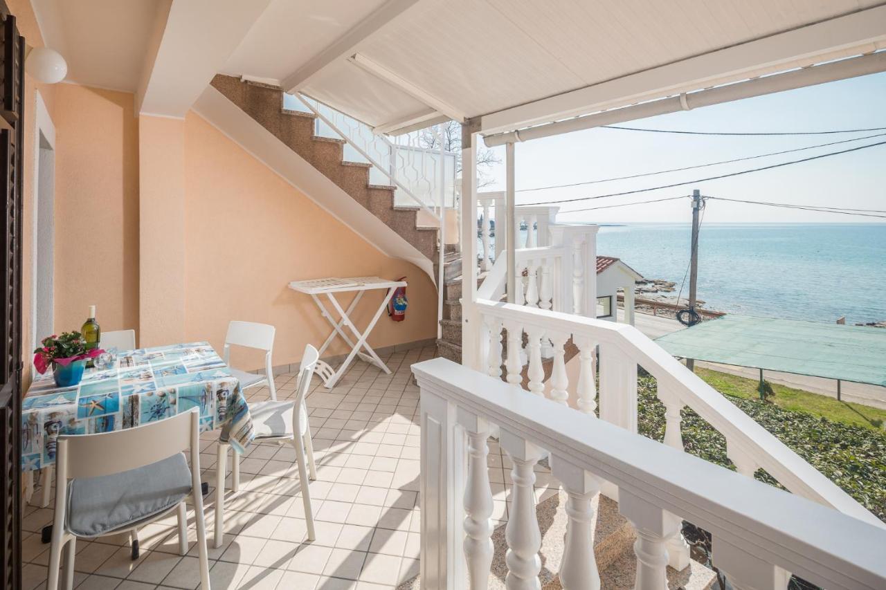 Apartments By The Sea Zambratija, Umag - 2557 Exterior photo